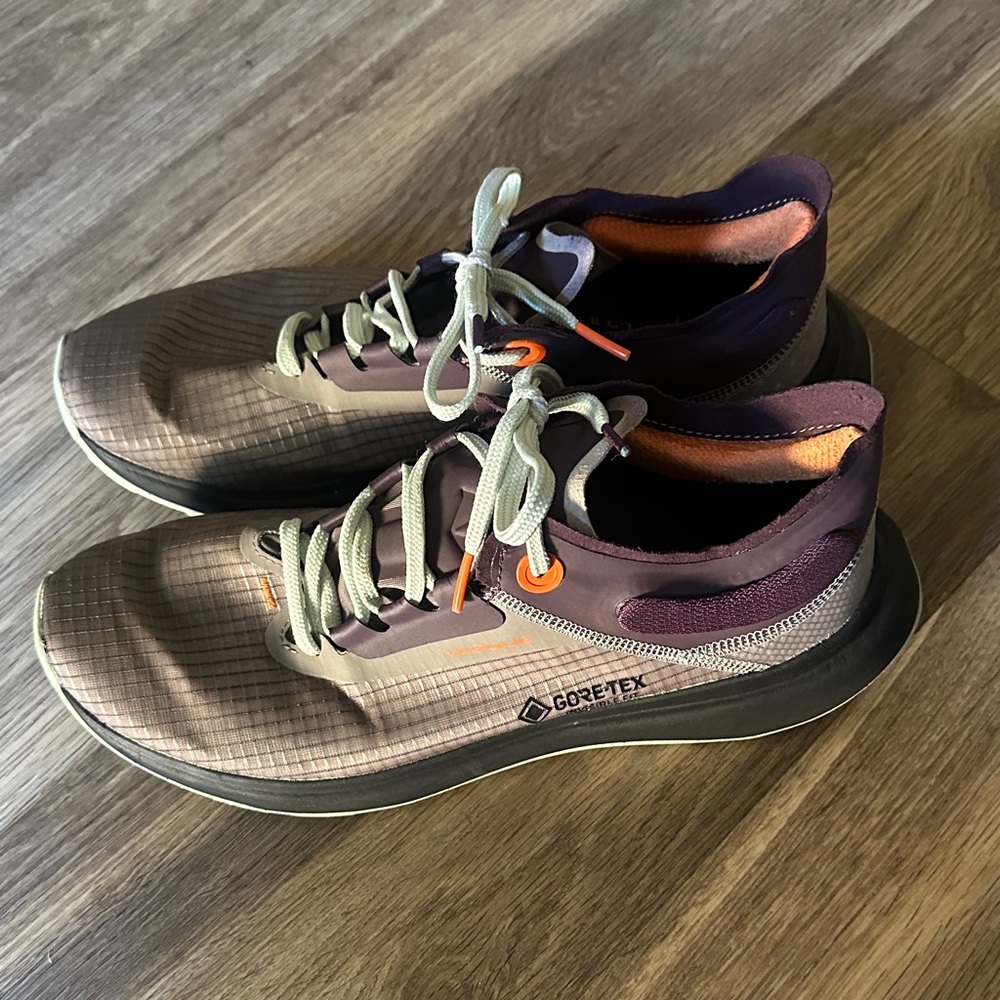 Vasque GORE-TEX Brown and Purple Athletic Shoes